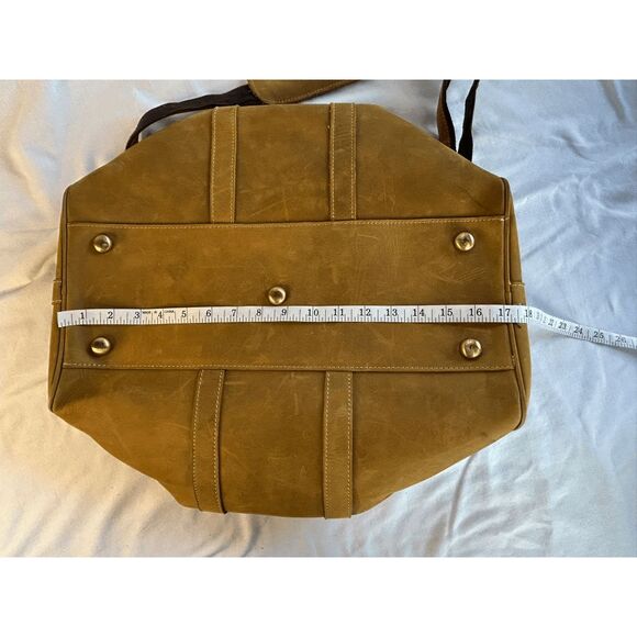 Holssen Tan Leather Travel/Weekend Midsize Bag, Shoulder Strap, Zipper Closure - Picture 6 of 8